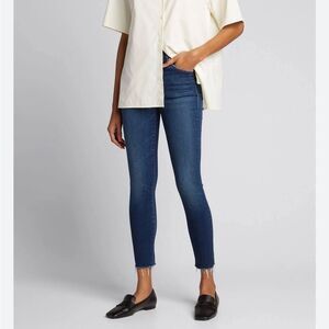 MOTHER High Waisted Looker Ankle Fray Jeans Size 25